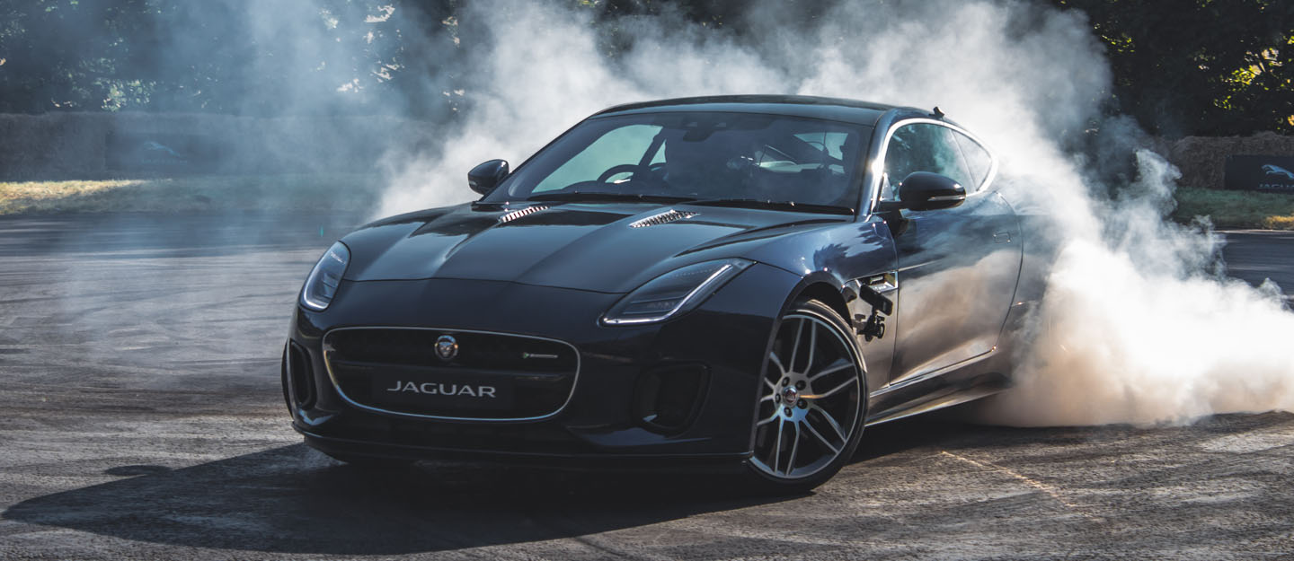 Supercars Vs Sports Cars – The Difference Explained